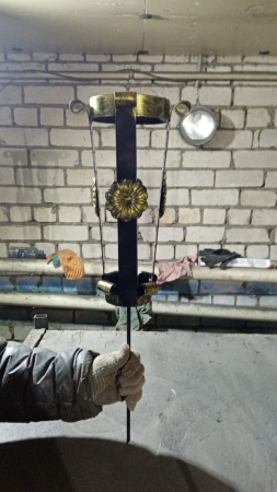 кованая ваза А1