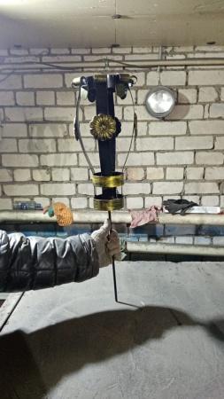 кованая ваза А7